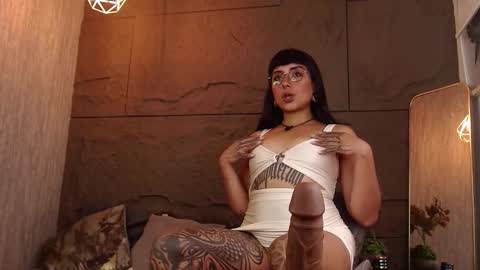 B R I E L A  online show from 11.26.25