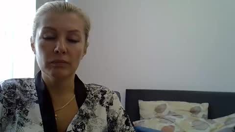 6siren online show from 10.08.25