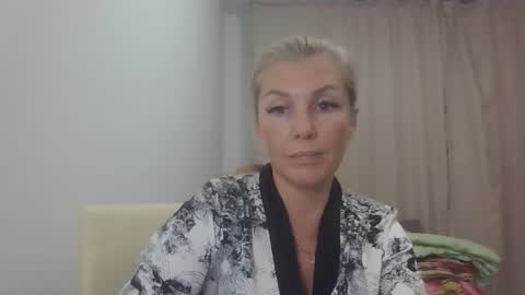 6siren online show from 10.08.25