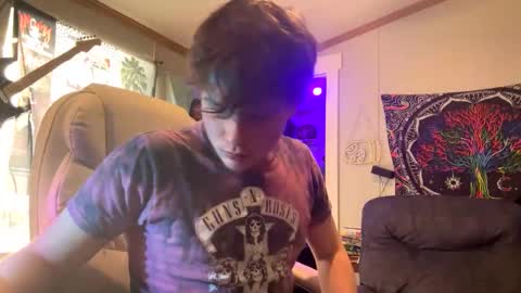 Snapshot of 710lemonade420 chatting on 02.25.25 lemonade online show from 02.25.25