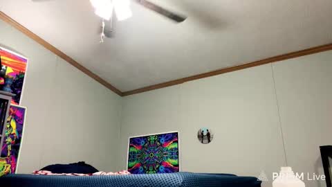 Snapshot of 710lemonade420 chatting on 10.01.25 lemonade online show from 10.01.25