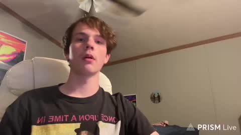 Snapshot of 710lemonade420 chatting on 10.02.25 lemonade online show from 10.02.25