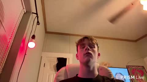 Snapshot of 710lemonade420 chatting on 12.17.25 lemonade online show from 12.17.25