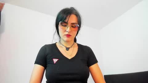 Snapshot of 77neferkitty77 chatting on 06.02.26 online show from 06.02.26