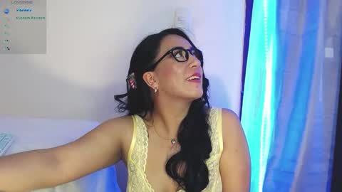 Snapshot of 77scarlett chatting on 12.31.24 Scarlett online show from 12.31.24