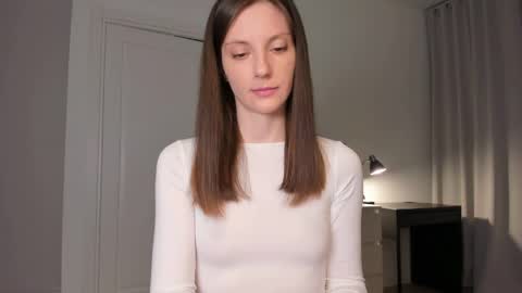 Anna online show from 04.29.26