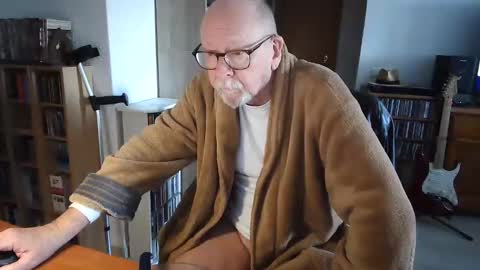  Papi  online show from 02.07.25