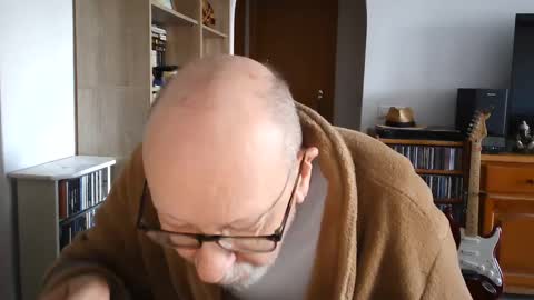  Papi  online show from 02.08.25