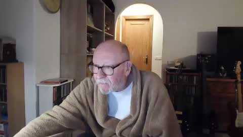  Papi  online show from 03.09.25