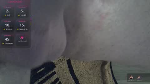 Snapshot of 81_harterschwanz chatting on 12.22.25 Maximilian Max online show from 12.22.25