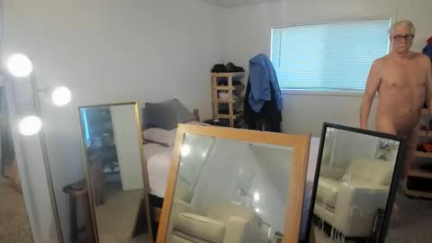 Snapshot of 88melter chatting on 02.23.26 88melter online show from 02.23.26