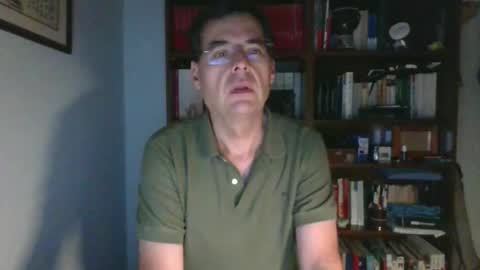 Snapshot of 8age chatting on 09.17.25 8age online show from 09.17.25