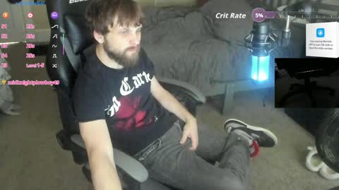 Snapshot of 8inchchaterbater chatting on 04.22.26 will online show from 04.22.26