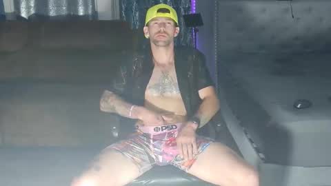 Snapshot of 8inspyder chatting on 04.20.26 EvelDicknievel1 online show from 04.20.26