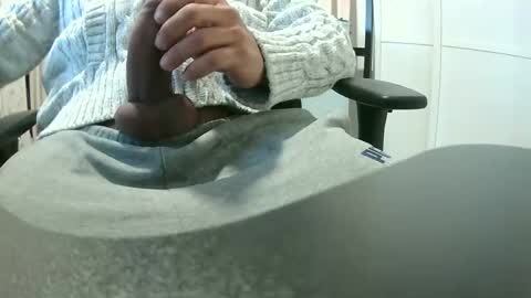 Snapshot of 90zero chatting on 01.07.26 Arturo online show from 01.07.26