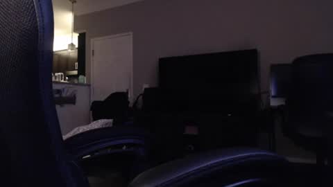 Snapshot of 9inchcurved chatting on 06.15.26 9inchcurved online show from 06.15.26