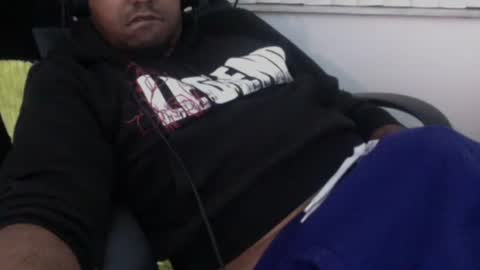 Snapshot of 9inchhammer chatting on 01.27.25 9inchhammer online show from 01.27.25