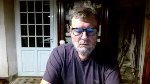 Snapshot of _123_voyeur_ chatting on 10.23.25 _123_voyeur_ online show from 10.23.25