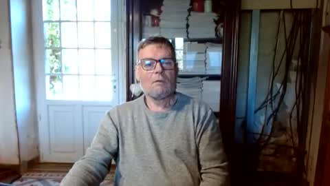 Snapshot of _123_voyeur_ chatting on 03.19.26 _123_voyeur_ online show from 03.19.26