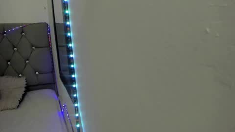 Snapshot of _1dereck chatting on 02.16.26 DERECK online show from 02.16.26