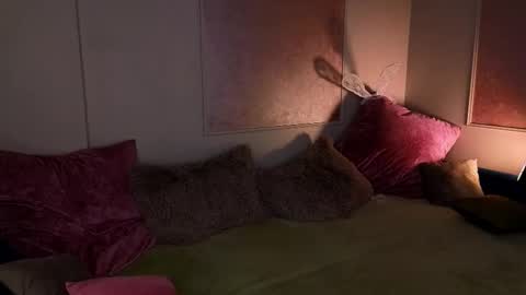 Willow online show from 10.16.25