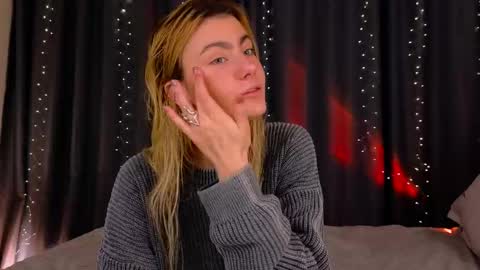 Willow online show from 04.12.26