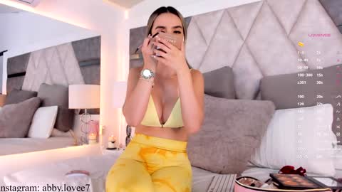 Snapshot of _abby__ chatting on 01.25.25 Gabriela   abby online show from 01.25.25