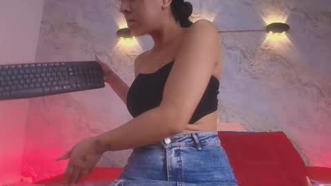  abby rouss online show from 10.25.25