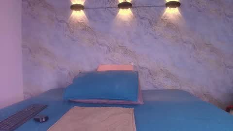  abby rouss online show from 11.13.25