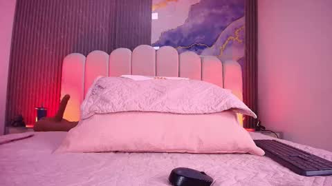 Snapshot of _abby_rouss chatting on 12.03.25 abby rouss online show from 12.03.25