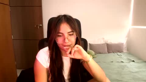 Snapshot of _abbyyyy_ chatting on 06.09.26 abby 3 online show from 06.09.26