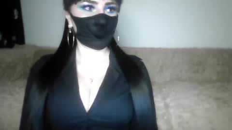 Adela online show from 01.12.25