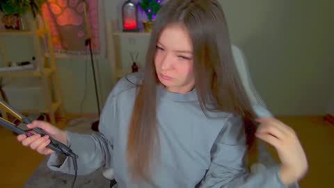 Emy online show from 01.05.25