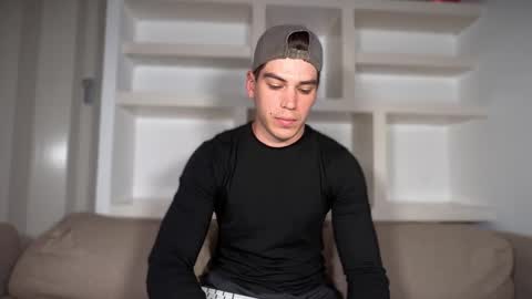 _aesthetic online show from 09.24.25