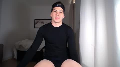 _aesthetic online show from 03.31.26