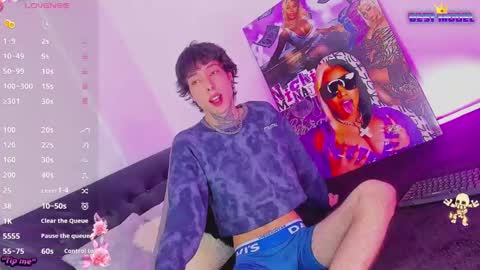 Snapshot of _alexblunt_ chatting on 12.09.24 _alexblunt_ online show from 12.09.24