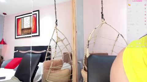 Snapshot of _alice08_ chatting on 06.17.26 online show from 06.17.26