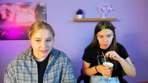 _alice_smith__ online show from 10.21.25