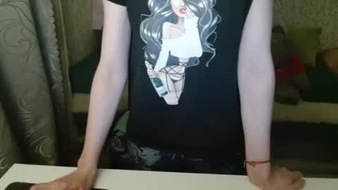 Snapshot of _alicecullen_ chatting on 11.18.25 AliceCullen online show from 11.18.25