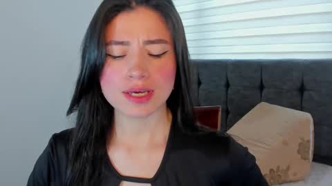 Snapshot of _aliice_1 chatting on 02.19.26 Alice online show from 02.19.26