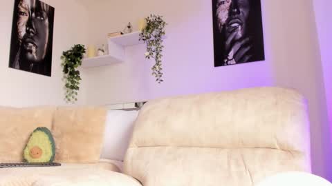 Karo online show from 01.24.25