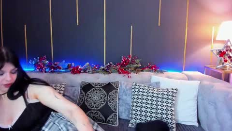 Snapshot of _allisson__ chatting on 01.08.25 Alison online show from 01.08.25