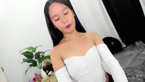 Thea online show from 11.06.25