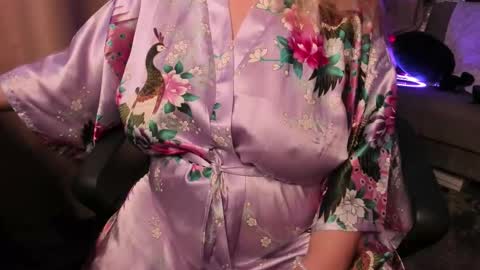 Snapshot of _alyssia_ chatting on 03.19.26 lisa online show from 03.19.26