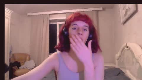 Snapshot of _amber_doll_ chatting on 11.09.25 Amber online show from 11.09.25