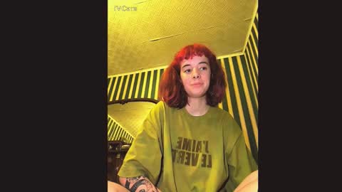 Snapshot of _amber_doll_ chatting on 11.26.25 Amber online show from 11.26.25