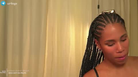 Snapshot of _angeleyes chatting on 11.16.25 Angie - online show from 11.16.25