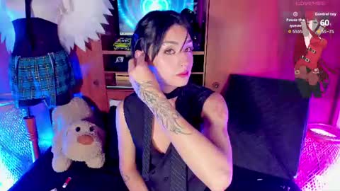 Snapshot of _angell_dustt_star chatting on 07.22.26 Angell Dustt online show from 07.22.26