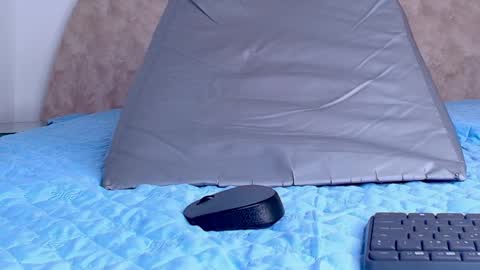 Any online show from 04.11.26