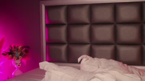 Anna online show from 02.06.25